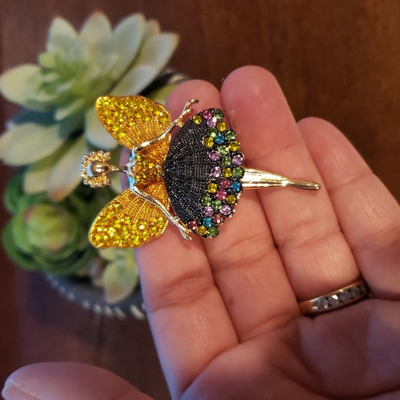 Butterfly Fairy Rhinestone Brooch Pin - Picture 5 of 6